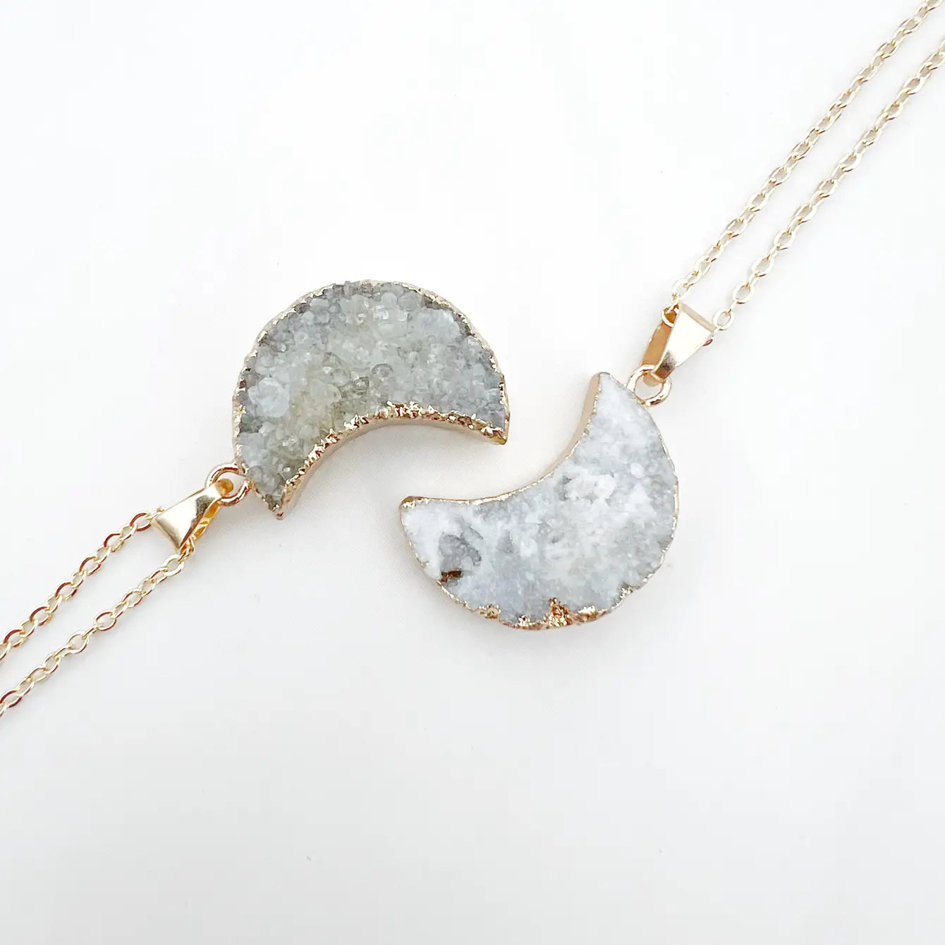 Druzy Agate Crescent Moon Necklace - 4 Pcs