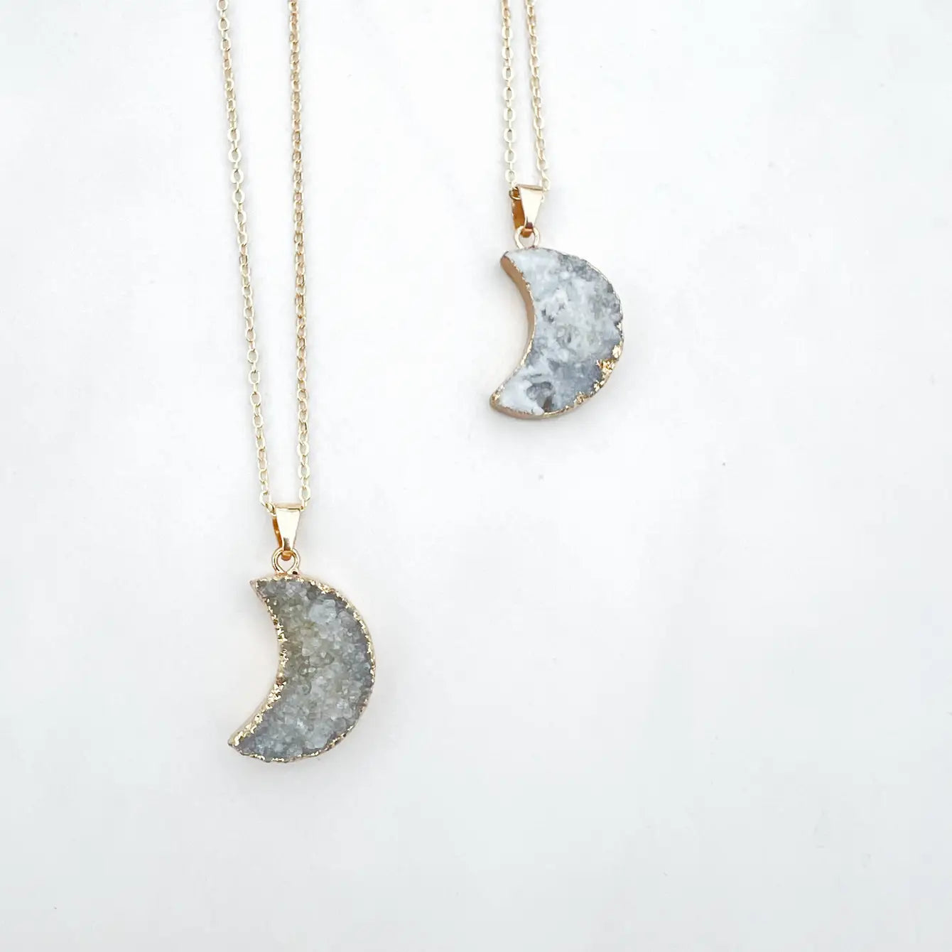 Druzy Agate Crescent Moon Necklace - 4 Pcs