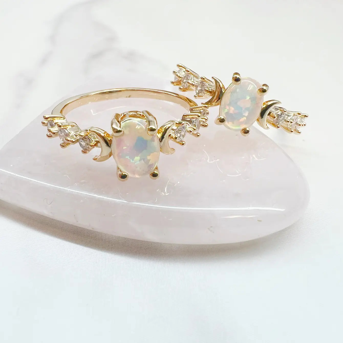 Elegant Stunning Celestial Ring - 6 Pcs